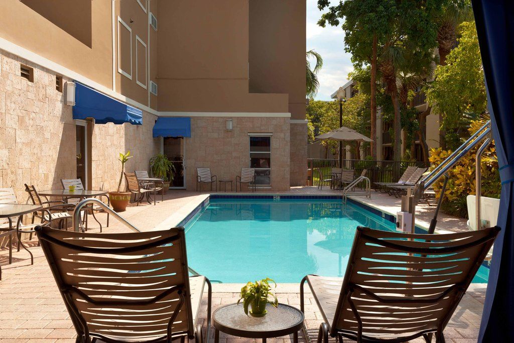 Hampton Inn & Suites Ft.Lauderdale Airport South Dania Beach Ngoại thất bức ảnh